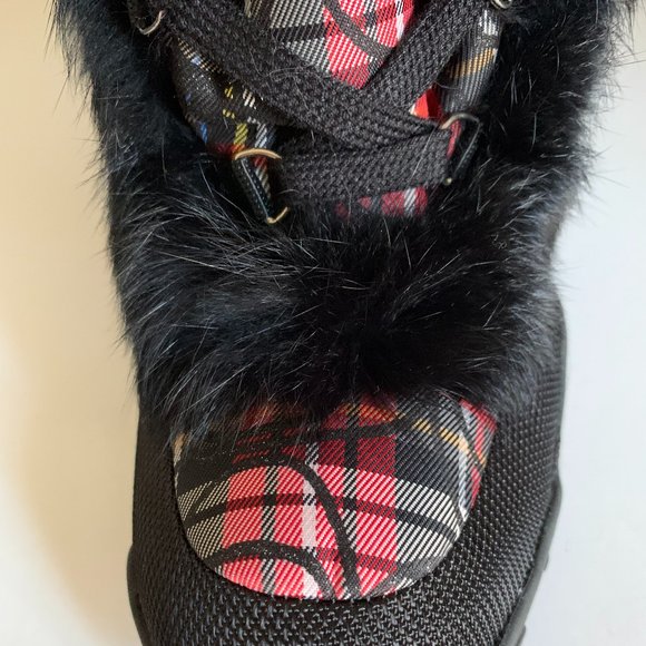 COACH JENNIE SIGNATURE "C" PLAID WITH RABBIT FUR TRIM BOOTIE BOOTS - Picture 8 of 12